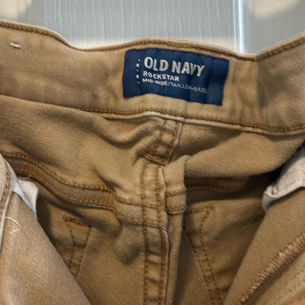 Old Navy tan Rockstar jeans